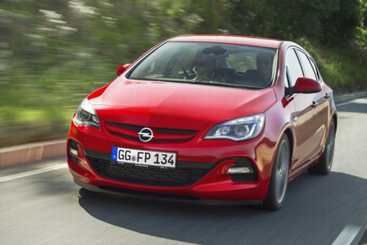 Opel Astra GTC biturbo Opel Astra GTC biturbo