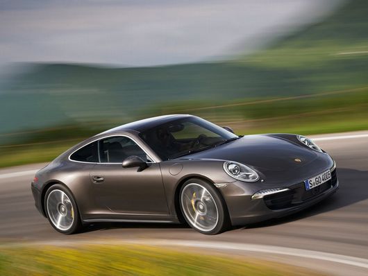 Porsche 911 Carrera 4 Porsche 911 Carrera 4