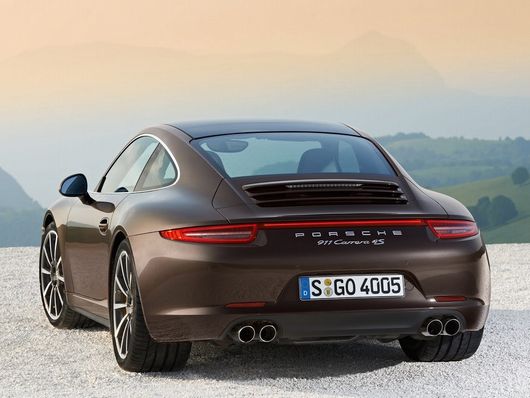 Porsche 911 Carrera 4 Porsche 911 Carrera 4