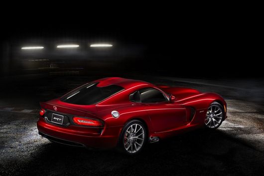 SRT Viper 2013