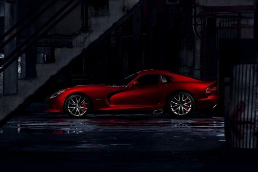 SRT Viper 2013