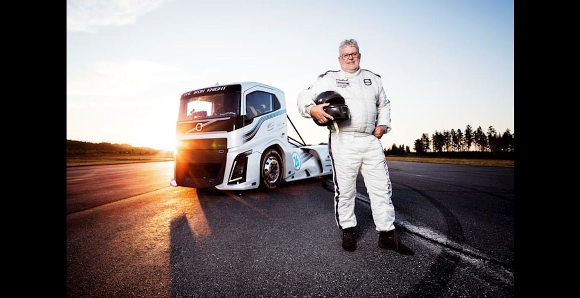 Volvo-Trucks_record_1